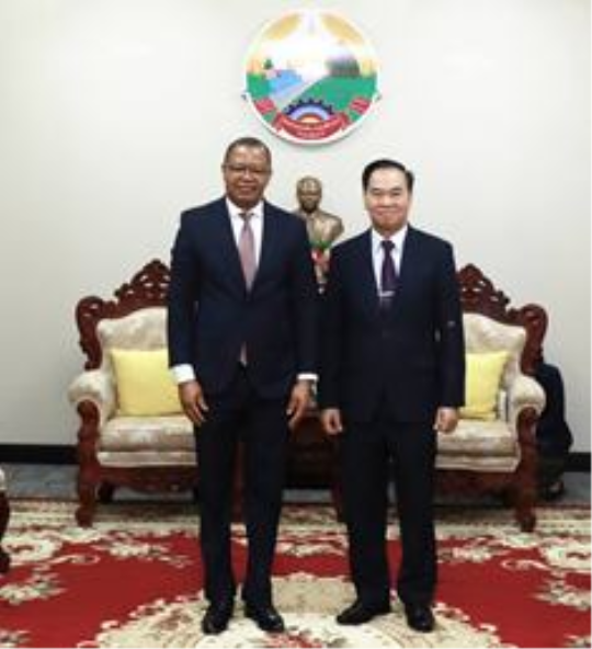 Minister of Education and Sports Receives Courtesy Visit from Cambodian Ambassador and World Bank Representative to Laos